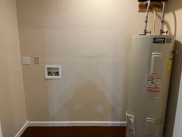 $2,200 | 24331 Farm To Market Road 2090, Splendora, TX 77372