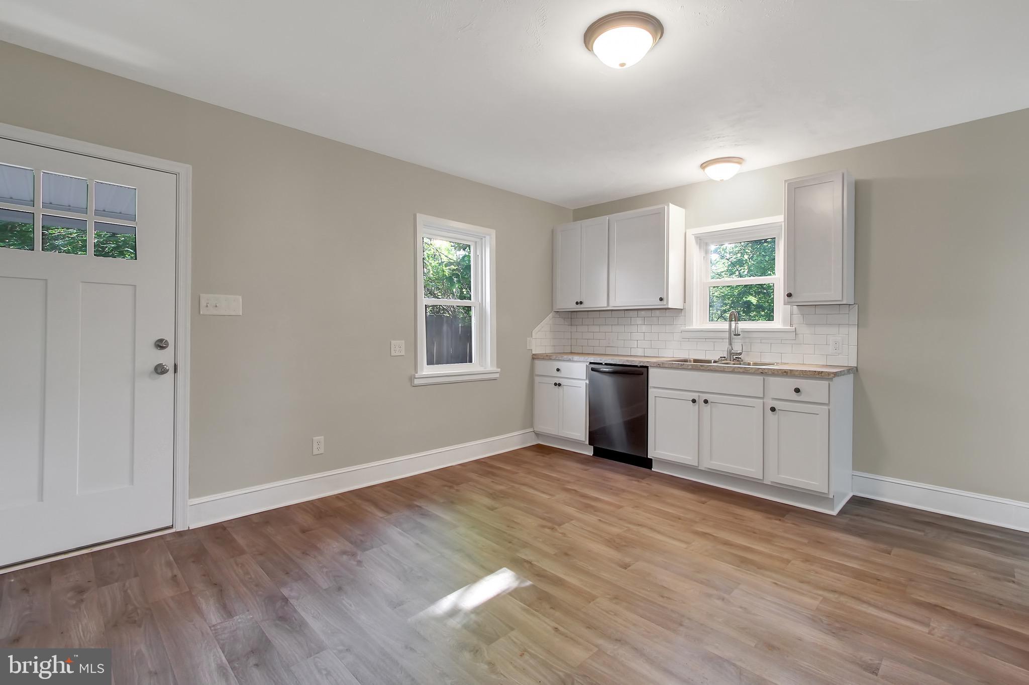 3361 Oakland Road Dover, PA 17315 - Photo 6 of 24 Gallery Image 6