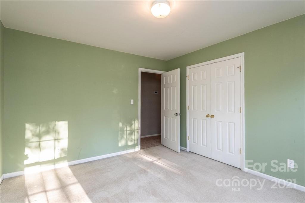1144 Players Ridge Road Hickory, NC 28601 - Photo 41 of 48 Gallery Image 41