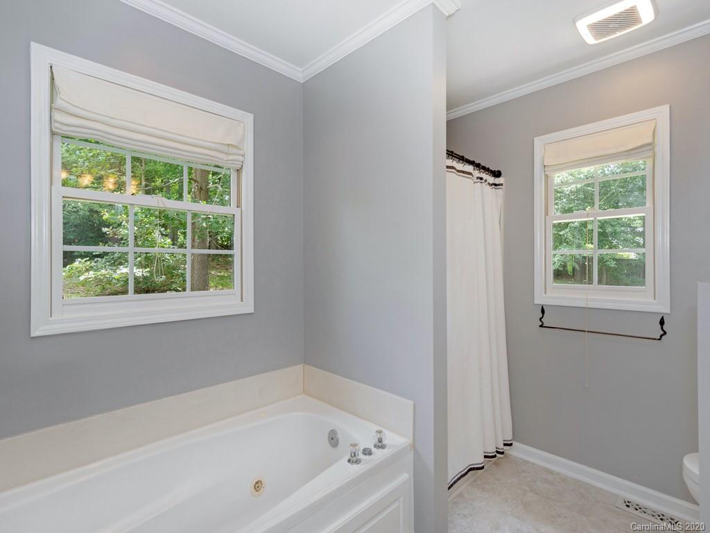 18 Springfield Way, Unit 5 Arden, NC 28704 - Photo 15 of 24 Gallery Image 15