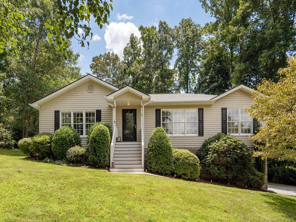 18 Springfield Way, Unit 5 Arden, NC 28704 - Photo 3 of 24 Gallery Image 3