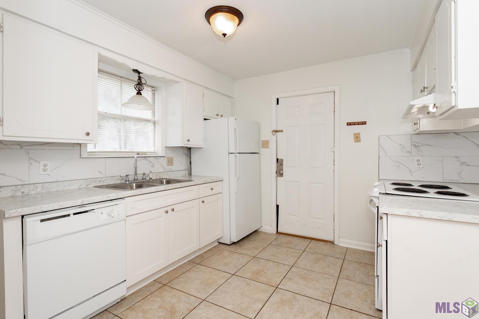3431 Brightside Drive Baton Rouge, LA 70820 - Photo 4 of 17