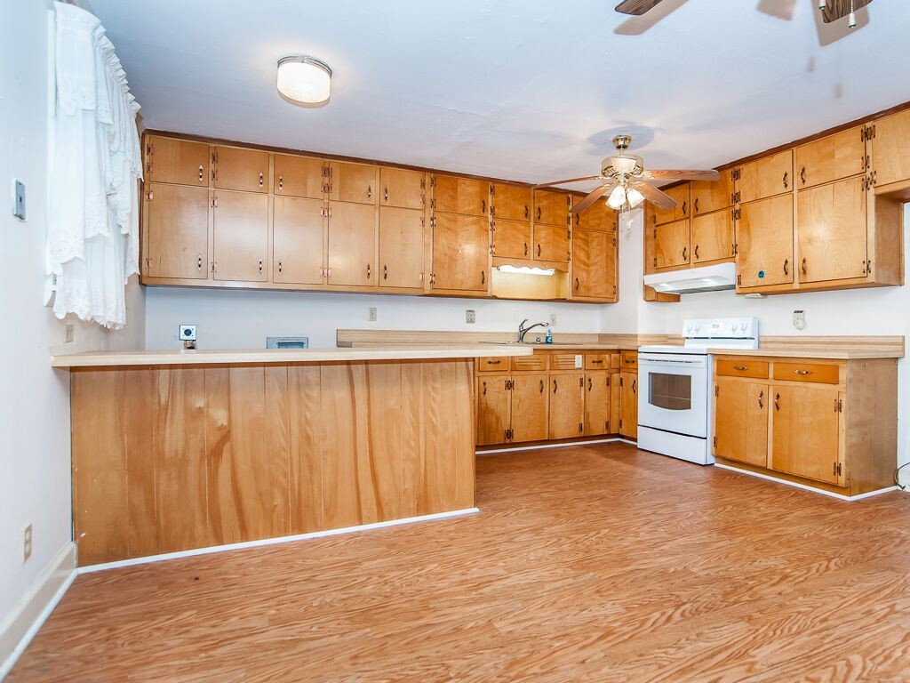 741 Mills Street Raleigh, NC 27608 - Photo 2 of 20 Photo 3