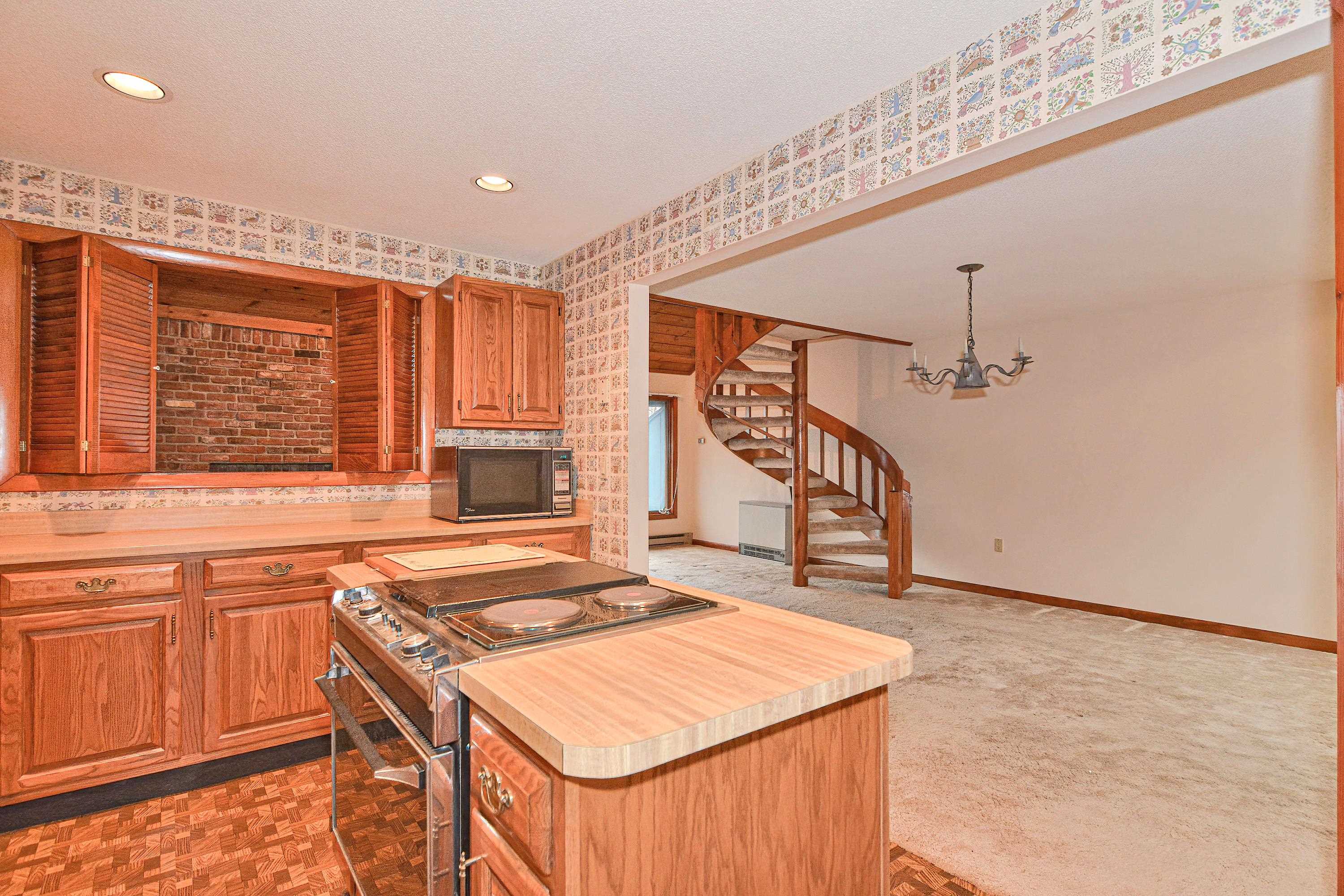 37 Stonehurst Manor Road, Unit 4A Conway, NH 03860 - Photo 17 of 40 Gallery Image 17