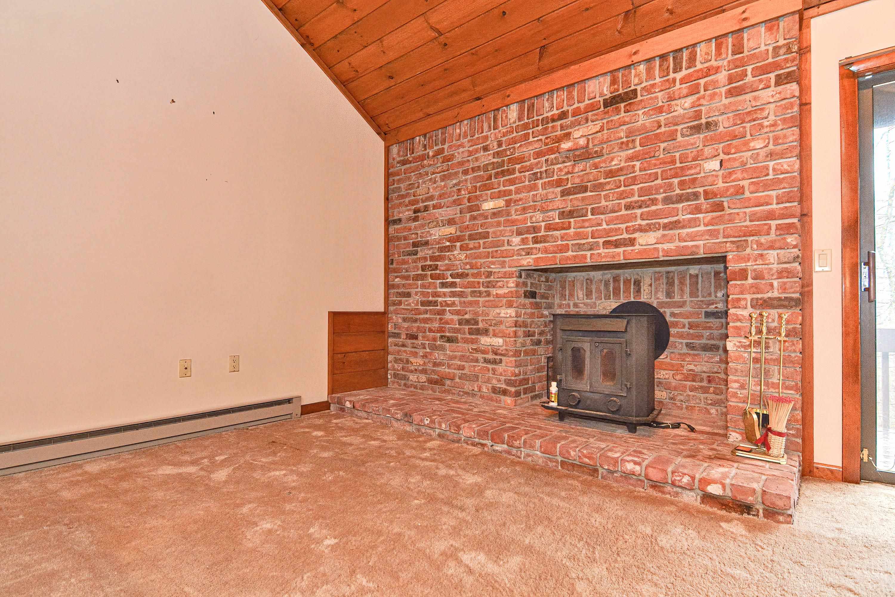 37 Stonehurst Manor Road, Unit 4A Conway, NH 03860 - Photo 5 of 40 Gallery Image 5