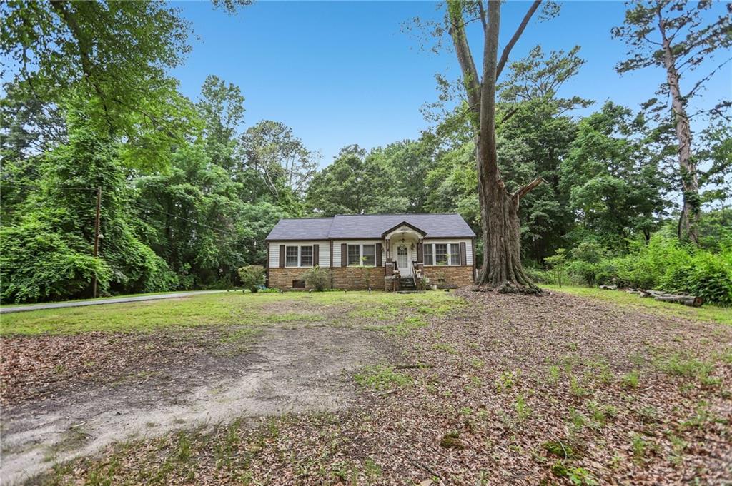 5830 Garner Road Southwest Mableton, GA 30126 - Photo 3 of 14