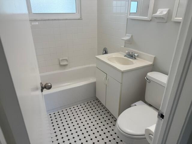 4888 Ohio Road Lake Worth, FL 33463 - Photo 13 of 24 Bathroom