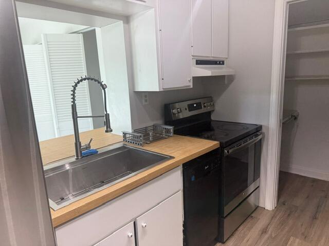 4888 Ohio Road Lake Worth, FL 33463 - Photo 18 of 24 Kitchen