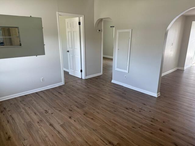 4888 Ohio Road Lake Worth, FL 33463 - Photo 4 of 24 Living Room