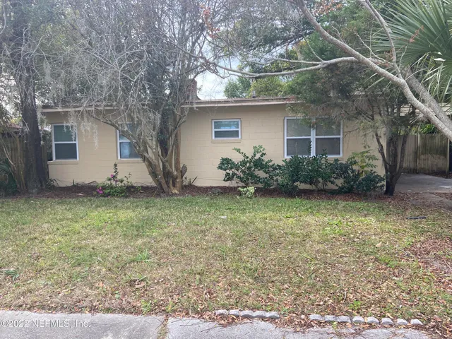 $1,200 | 2158 Spring Park Road, Jacksonville, FL 32207