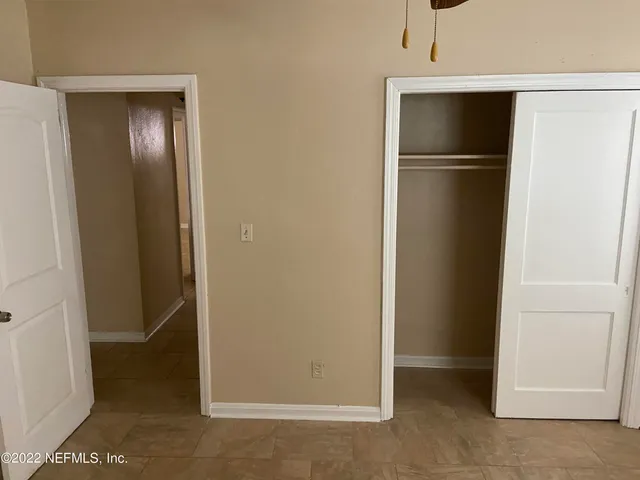 $1,200 | 2158 Spring Park Road, Jacksonville, FL 32207