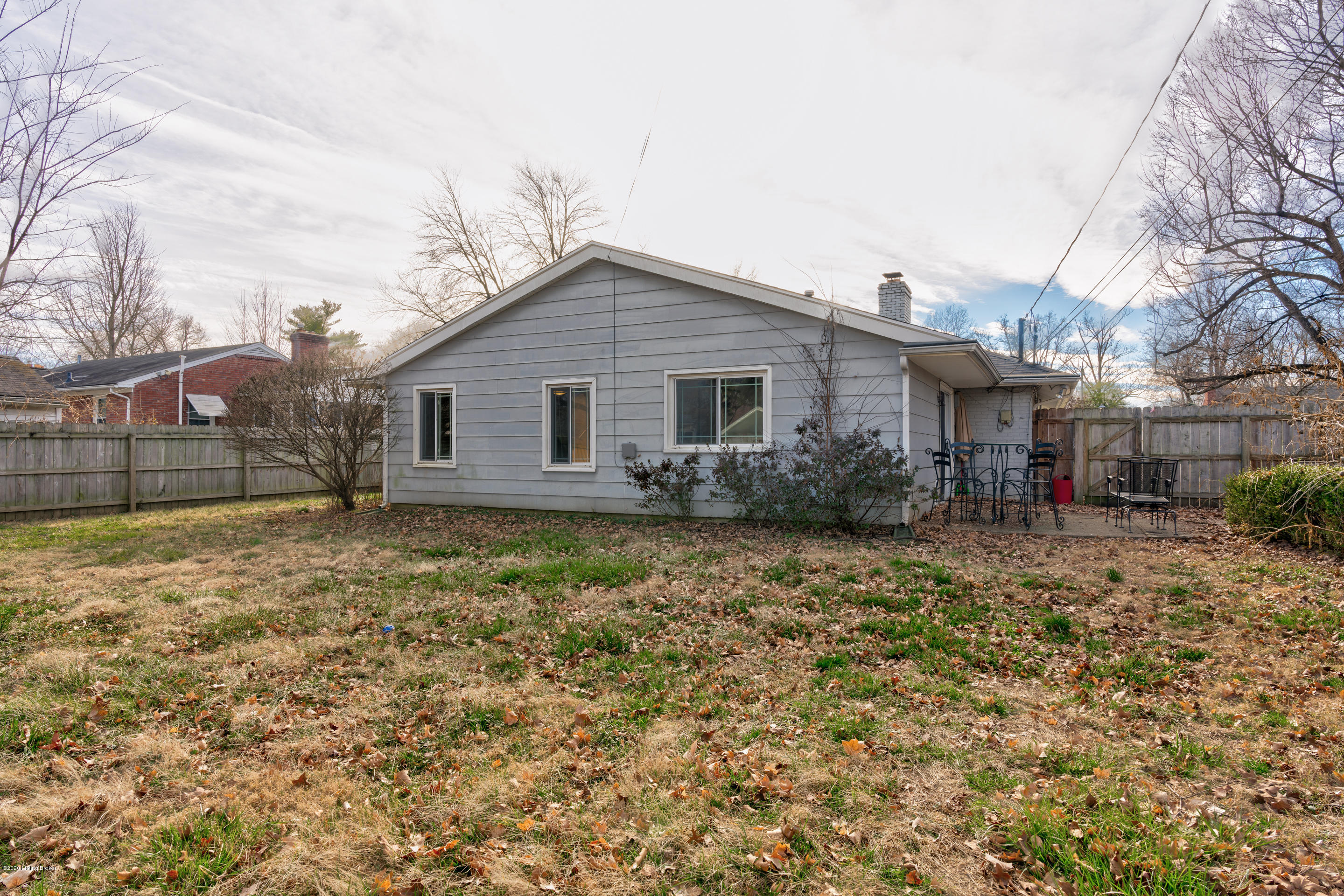 215 Hemingway Road Louisville, KY 40207 - Photo 38 of 46 Elmore_215Hemmingway-44