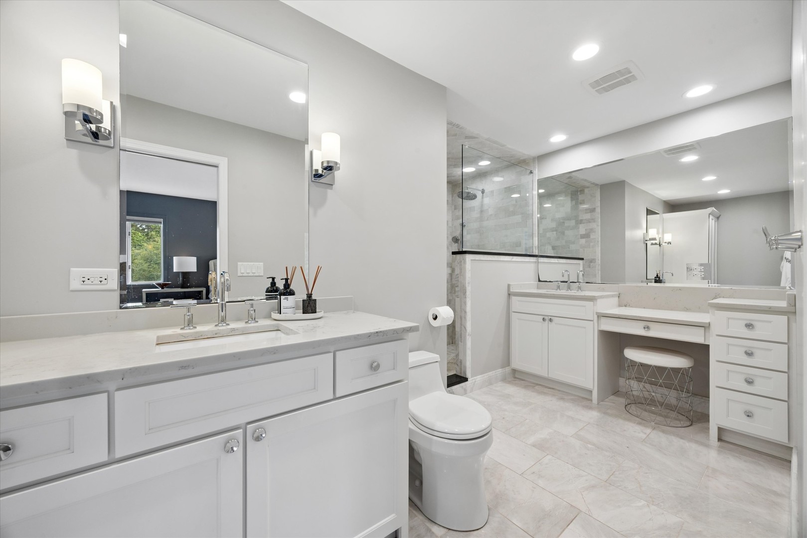8S208 Indiana Avenue Naperville, IL 60540 - Photo 17 of 26
