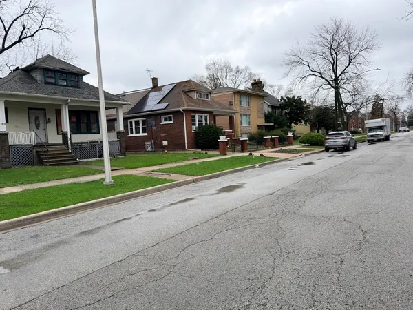 $2,650 | 13903 South State Street, Riverdale, IL 60827