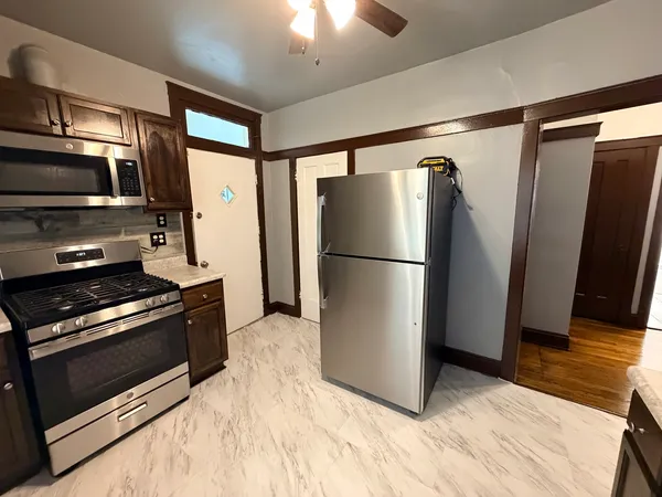 $2,650 | 13903 South State Street, Riverdale, IL 60827