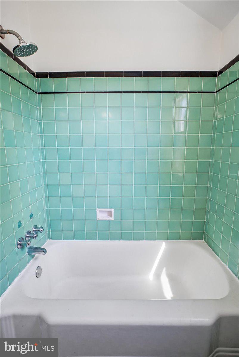 6003 Williamsburg Road Alexandria, VA 22303 - Photo 23 of 28 Gallery Image 23