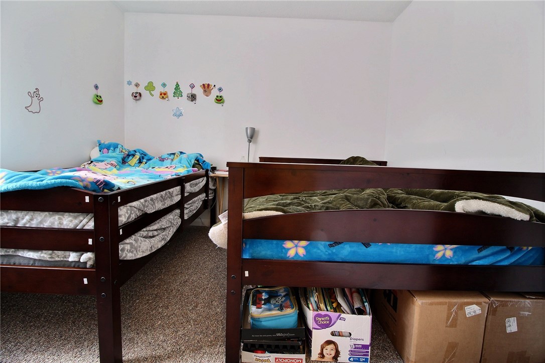 2 Beacon Street Westerly, RI 02891 - Photo 5 of 15 Gallery Image 5