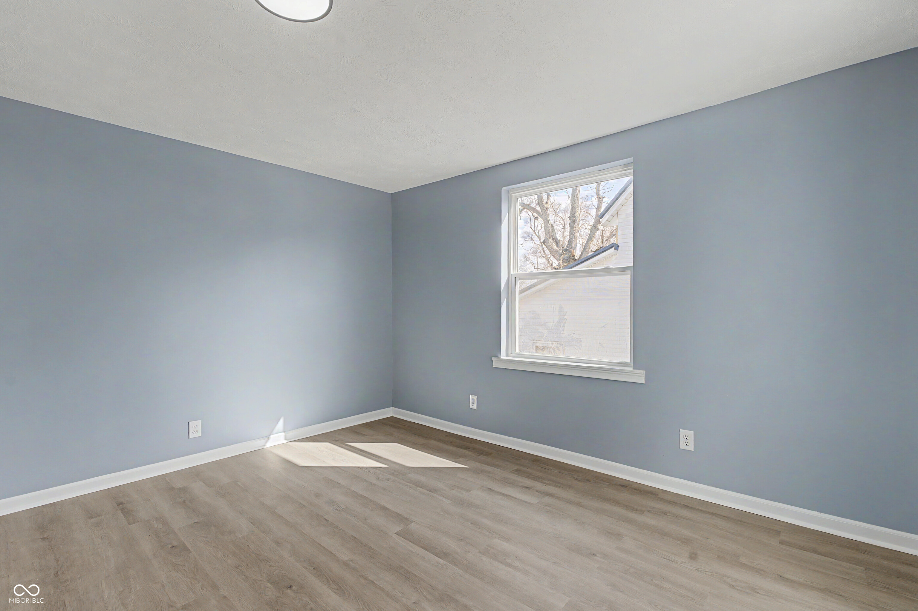 409 North Walnut Street Alexandria, IN 46001 - Photo 14 of 28