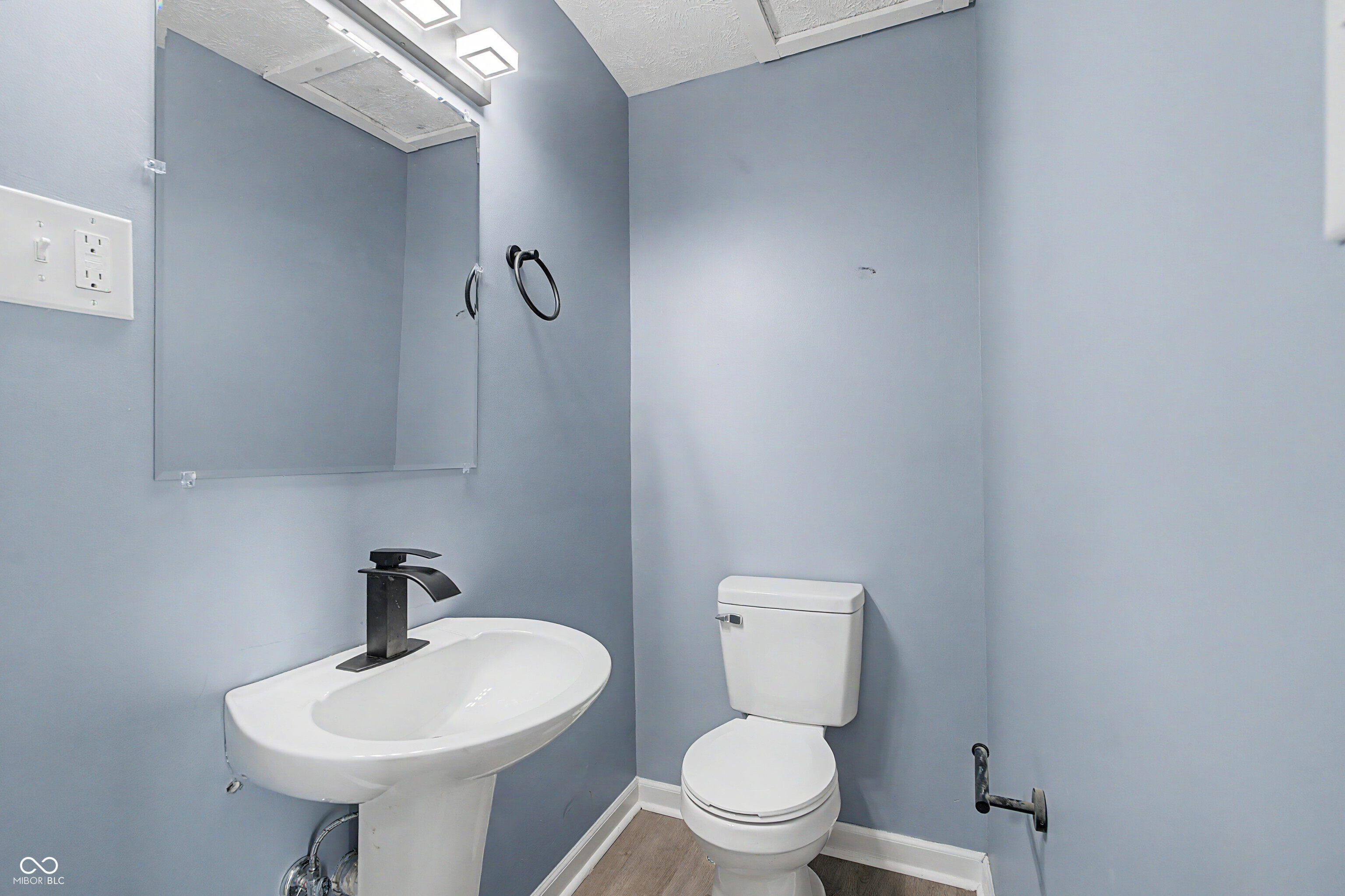 409 North Walnut Street Alexandria, IN 46001 - Photo 21 of 28