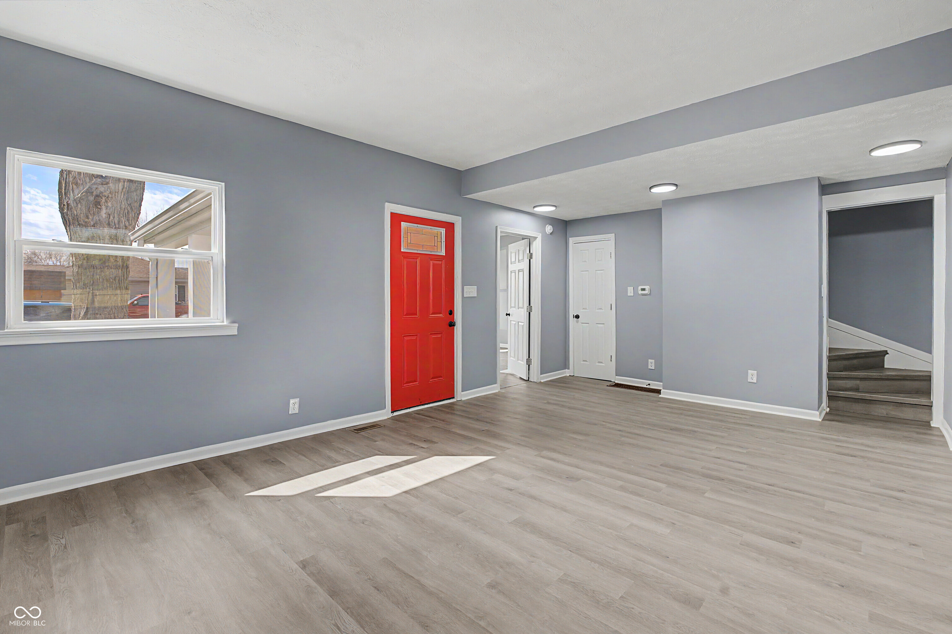 409 North Walnut Street Alexandria, IN 46001 - Photo 4 of 28