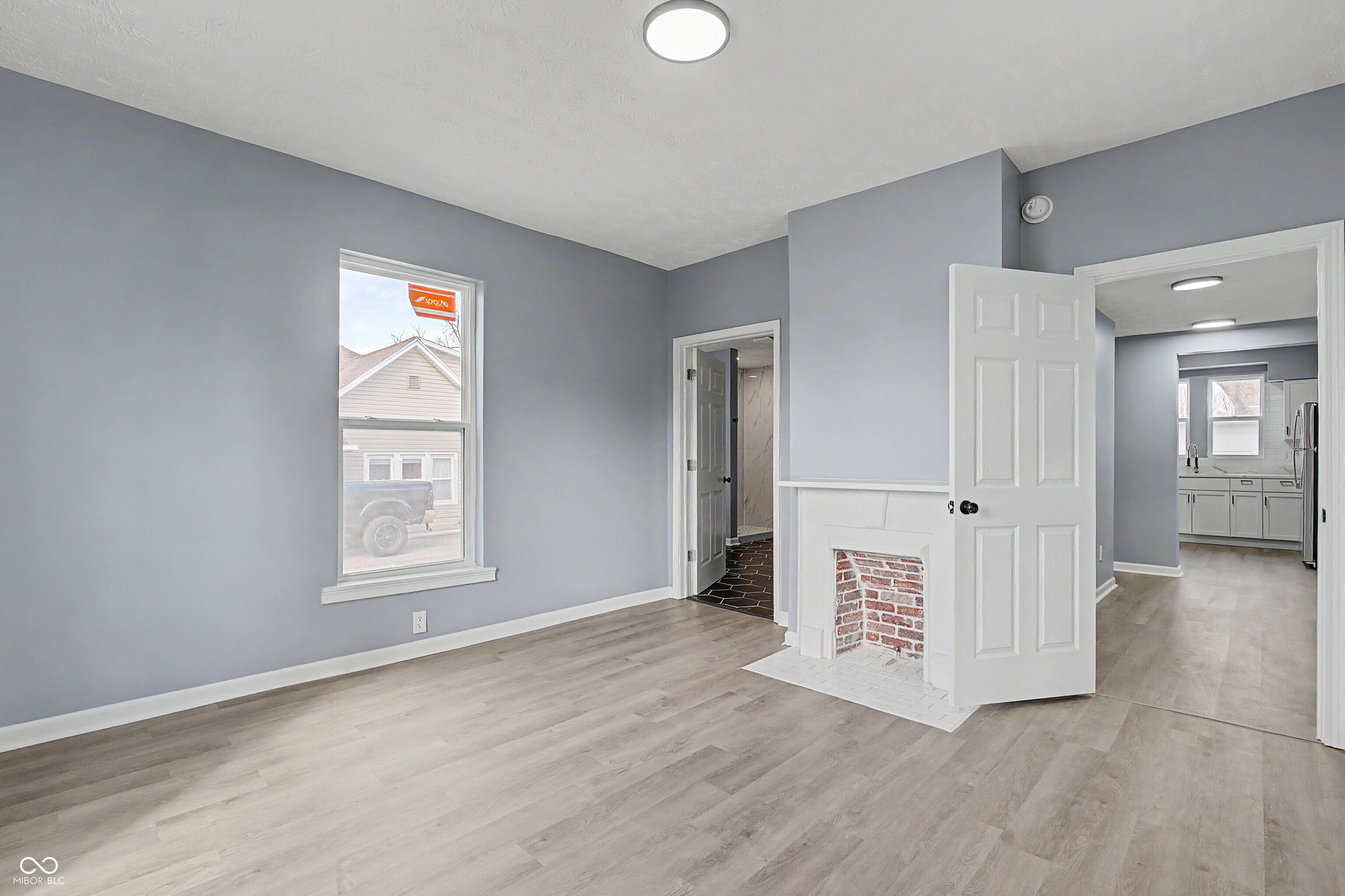 409 North Walnut Street Alexandria, IN 46001 - Photo 10 of 28