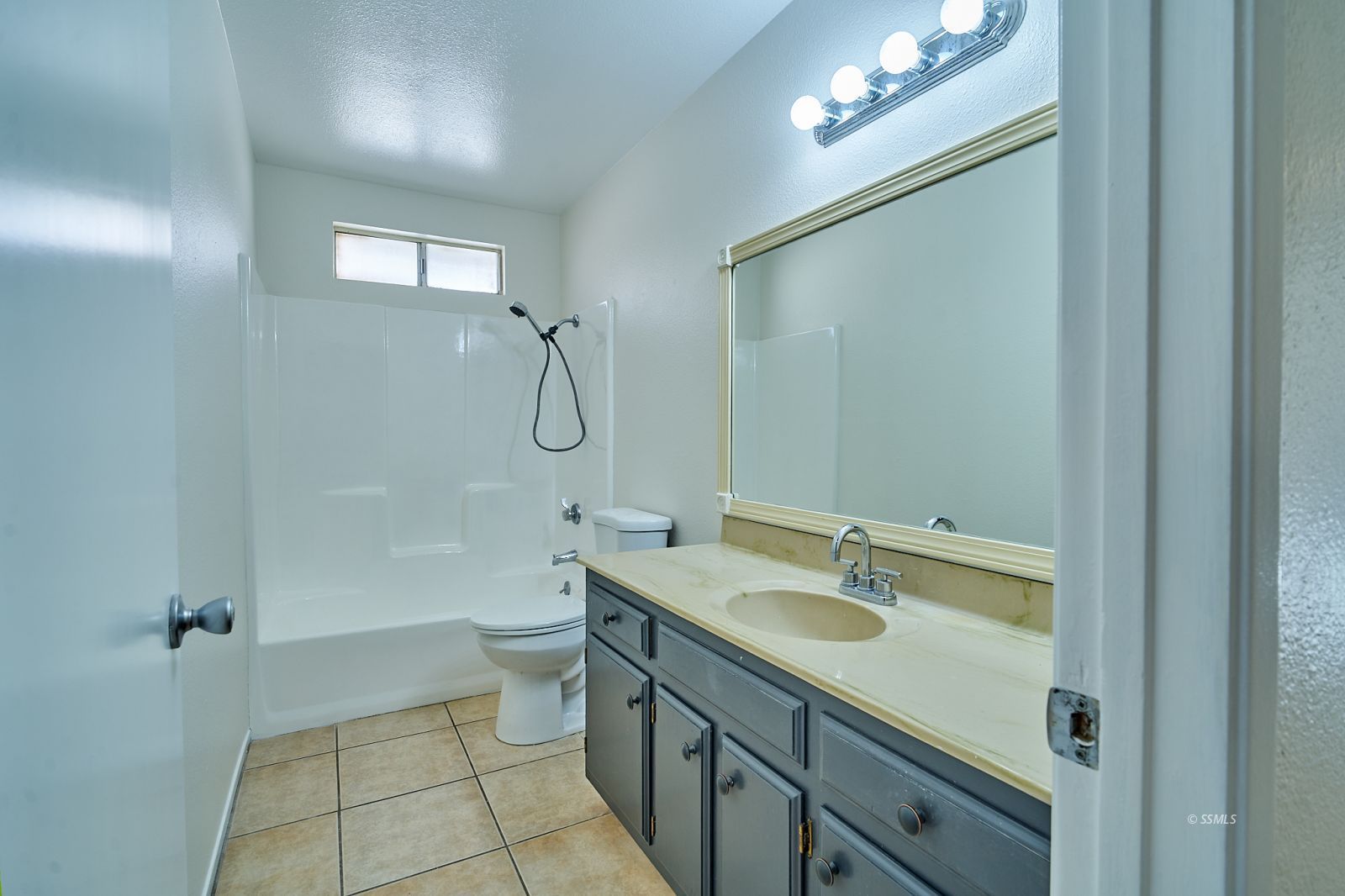 416 South Fountain Street Ridgecrest, CA 93555 - Photo 29 of 38 Gallery Image 29