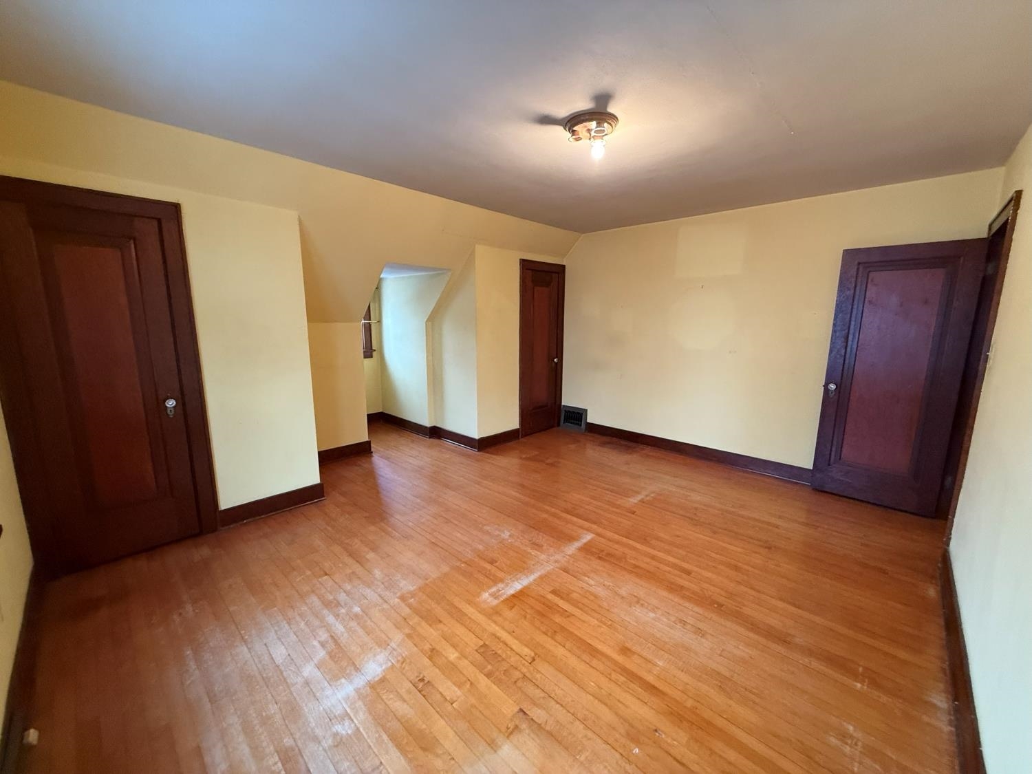 124 East Randall Street Shawano, WI 54166 - Photo 28 of 38