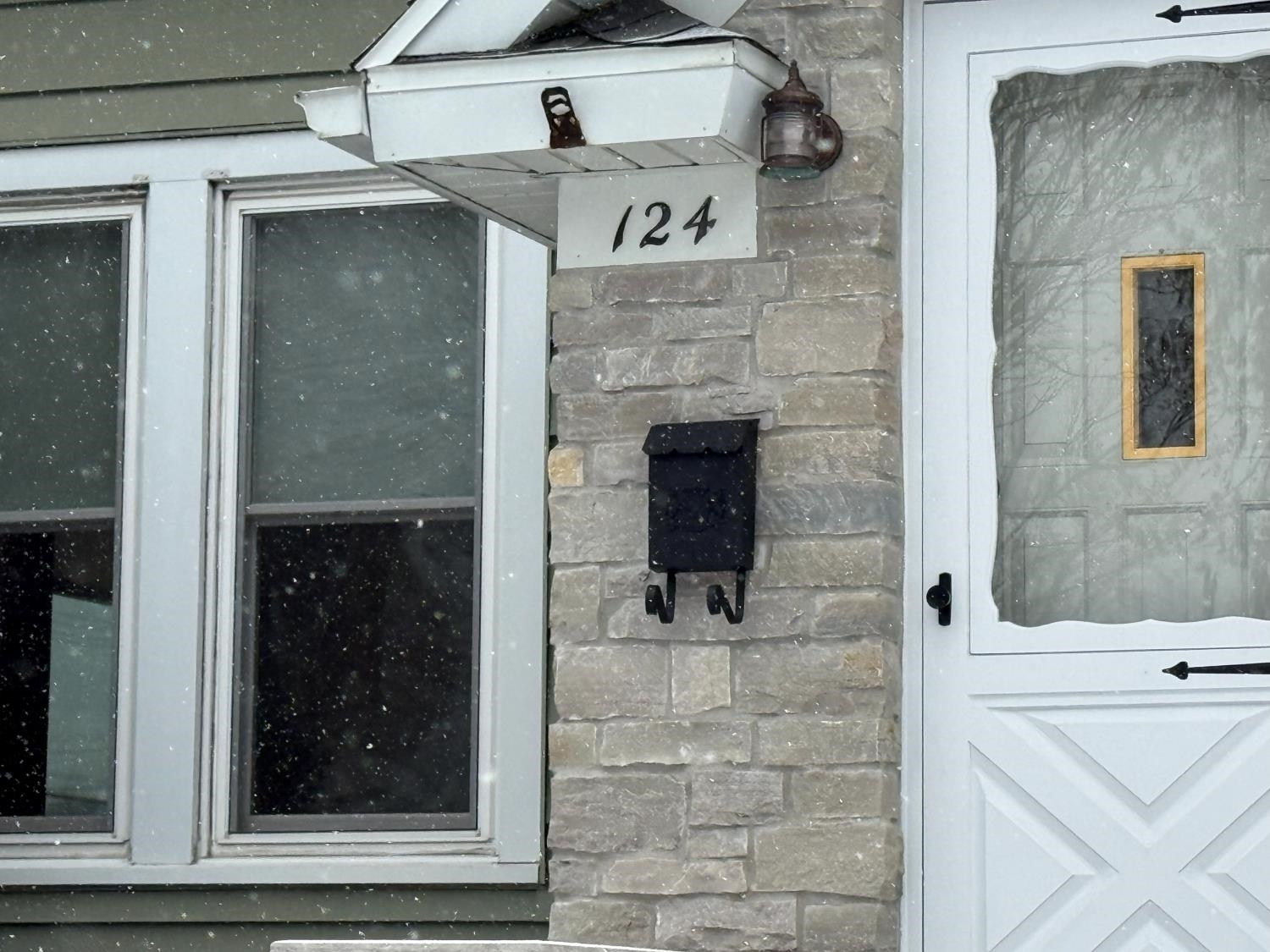 124 East Randall Street Shawano, WI 54166 - Photo 3 of 38