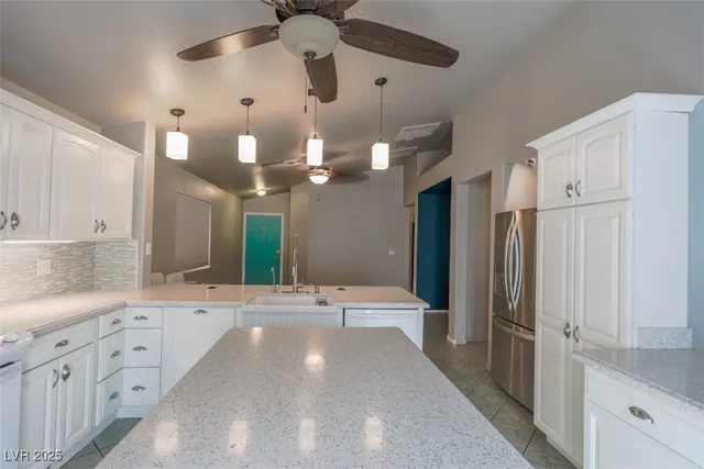 $1,890 | 6208 Grizzly Gorge Street, Las Vegas, NV 89130