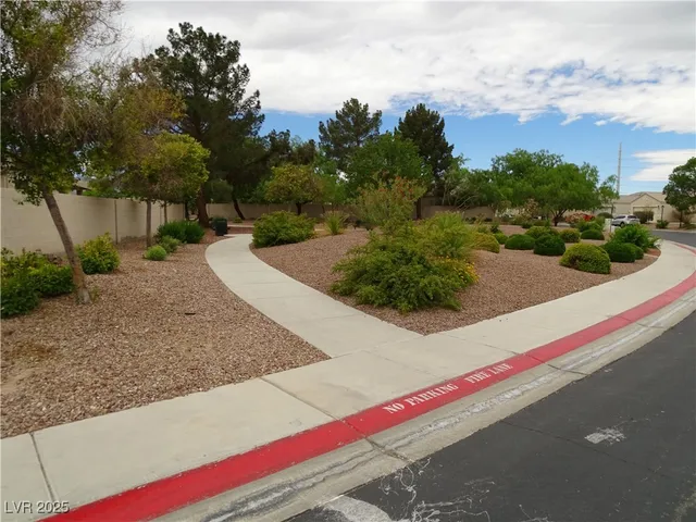 $1,890 | 6208 Grizzly Gorge Street, Las Vegas, NV 89130