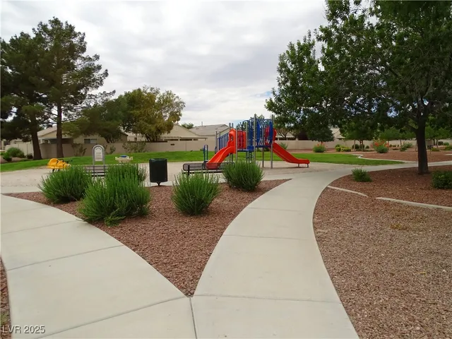 $1,890 | 6208 Grizzly Gorge Street, Las Vegas, NV 89130