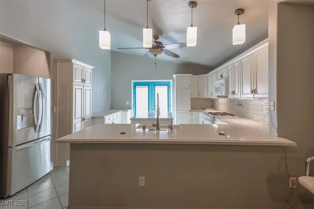 $1,890 | 6208 Grizzly Gorge Street, Las Vegas, NV 89130