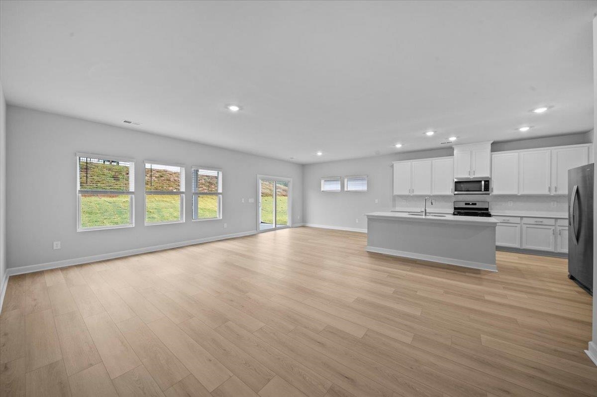 217 Tantalus Street Gray Court, SC 29645 - Photo 14 of 41