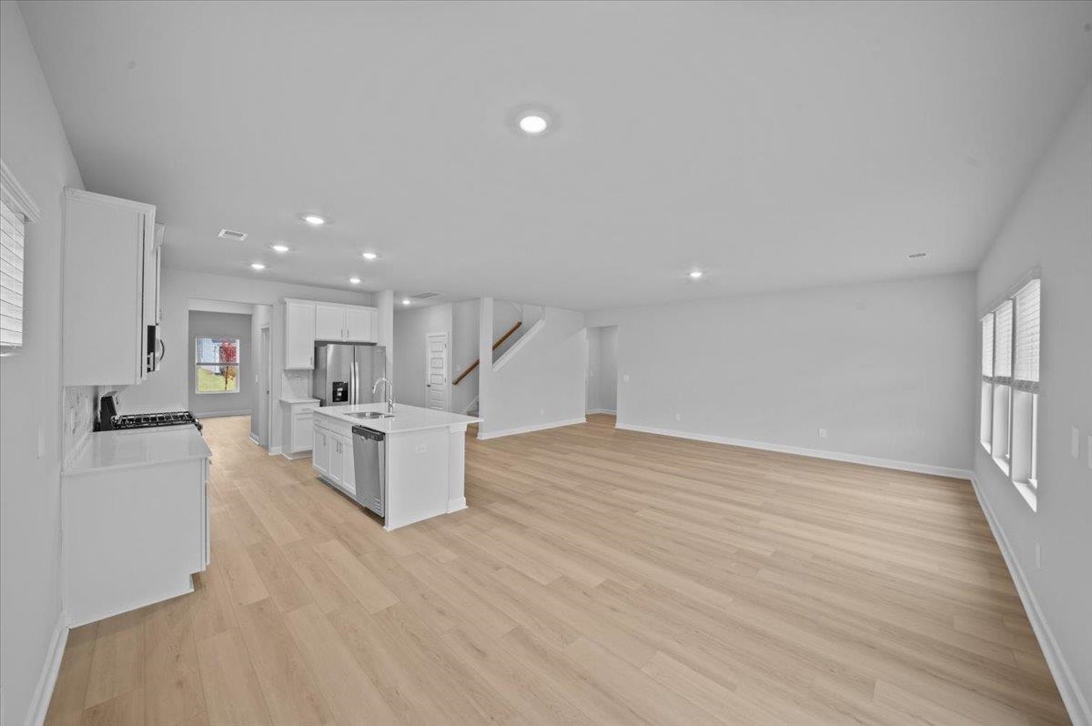 217 Tantalus Street Gray Court, SC 29645 - Photo 8 of 41