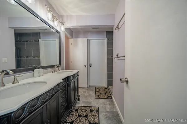 $1,800,000 | 394-406 Highly Drive, Sunrise Beach, MO 65079