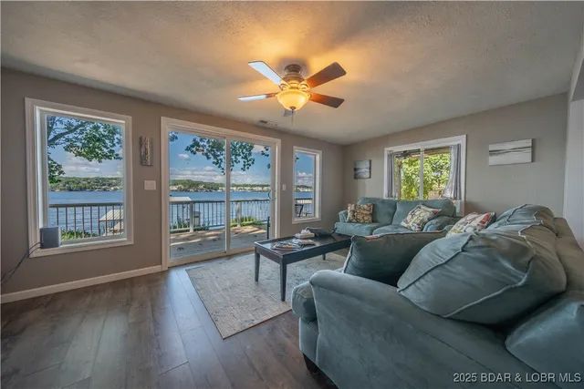 $1,800,000 | 394-406 Highly Drive, Sunrise Beach, MO 65079