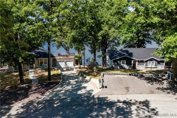 $1,800,000 | 394-406 Highly Drive, Sunrise Beach, MO 65079