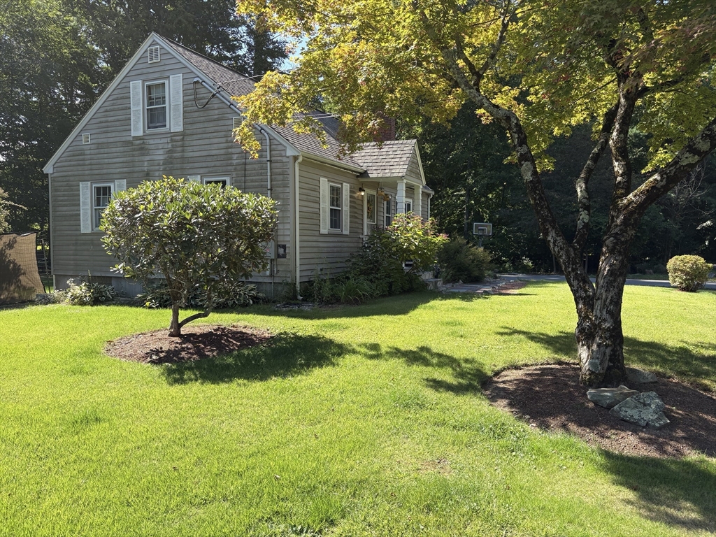 40 Anderson Road Stoughton, MA 02072 - Photo 2 of 11 Gallery Image 2