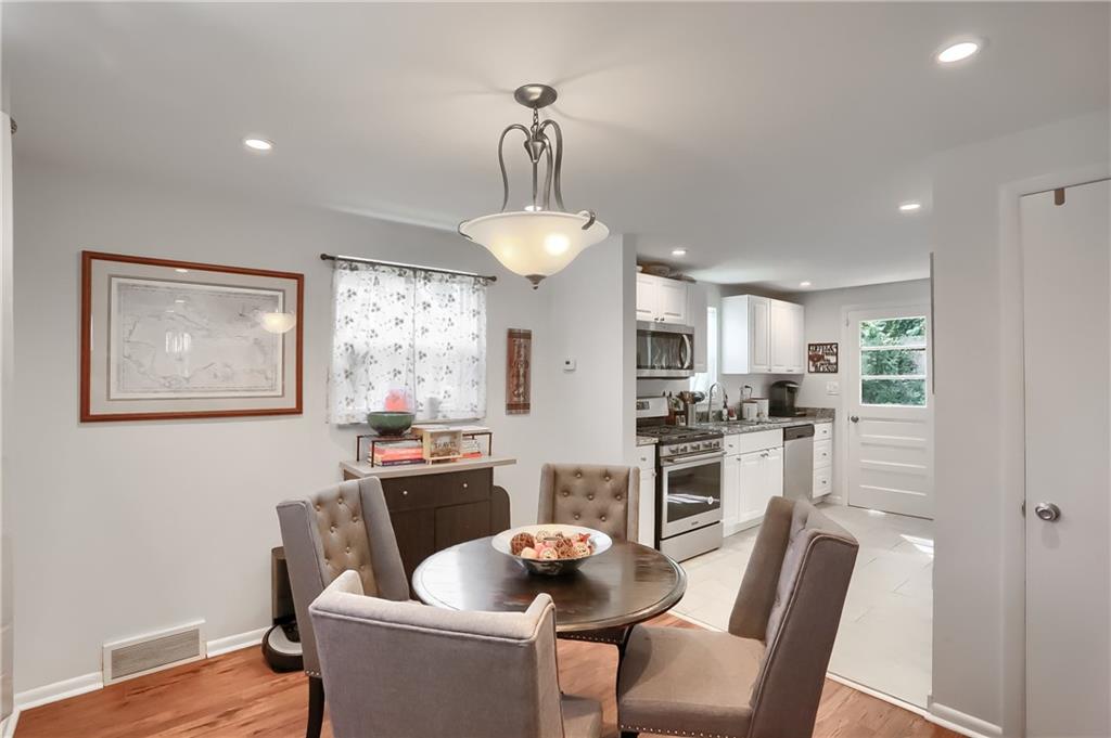 184 Poplar Ridge Road Pittsburgh, PA 15235 - Photo 6 of 14 Gallery Image 6