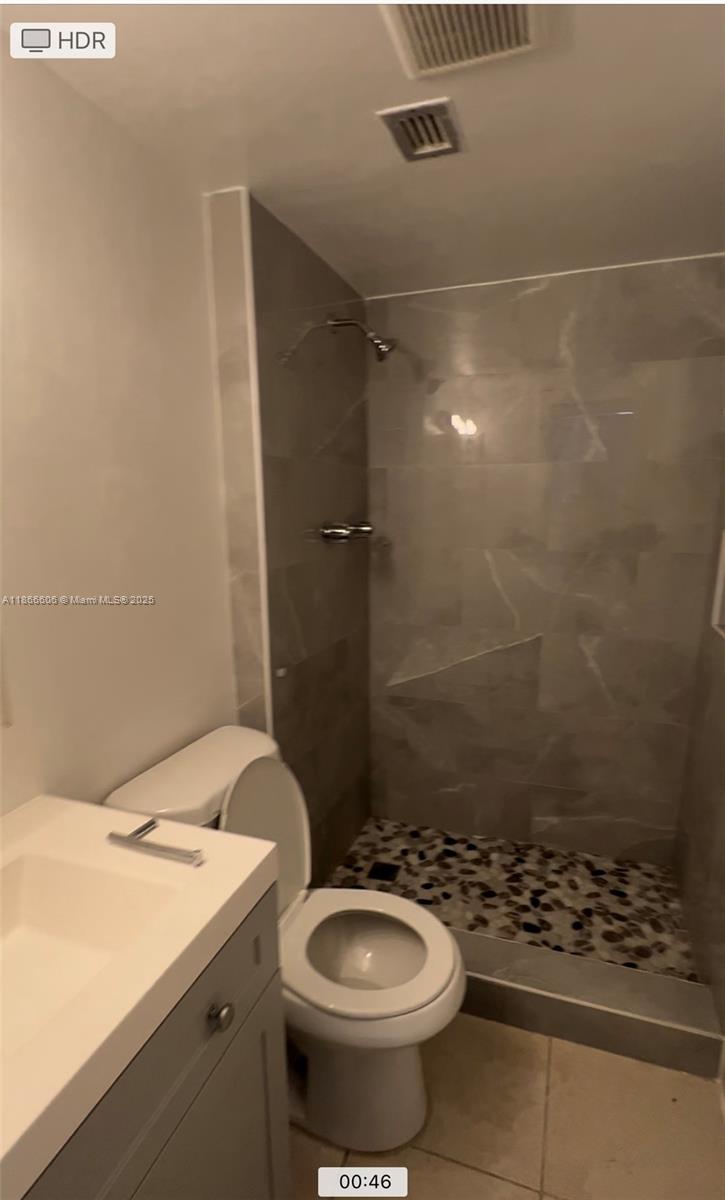 498 Northwest 165th Street, Unit D101 Miami, FL 33169 - Photo 6 of 8