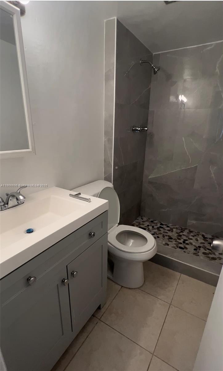 498 Northwest 165th Street, Unit D101 Miami, FL 33169 - Photo 7 of 8