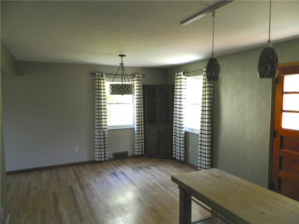 132 Hillendale Road Pittsburgh, PA 15237 - Photo 8 of 19