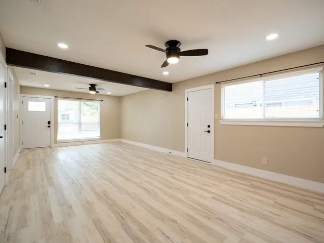 $2,250 | 8314 Bowling Green Drive, Unit B, Austin, TX 78757