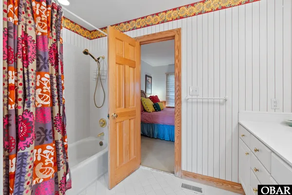 $2,200,000 | 5707 South Virginia Dare Trail, Nags Head, NC 27959