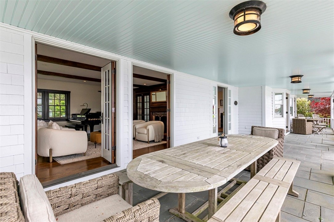 81 Mathewson Road Barrington, RI 02806 - Photo 7 of 49 Seamless indoor/outdoor living