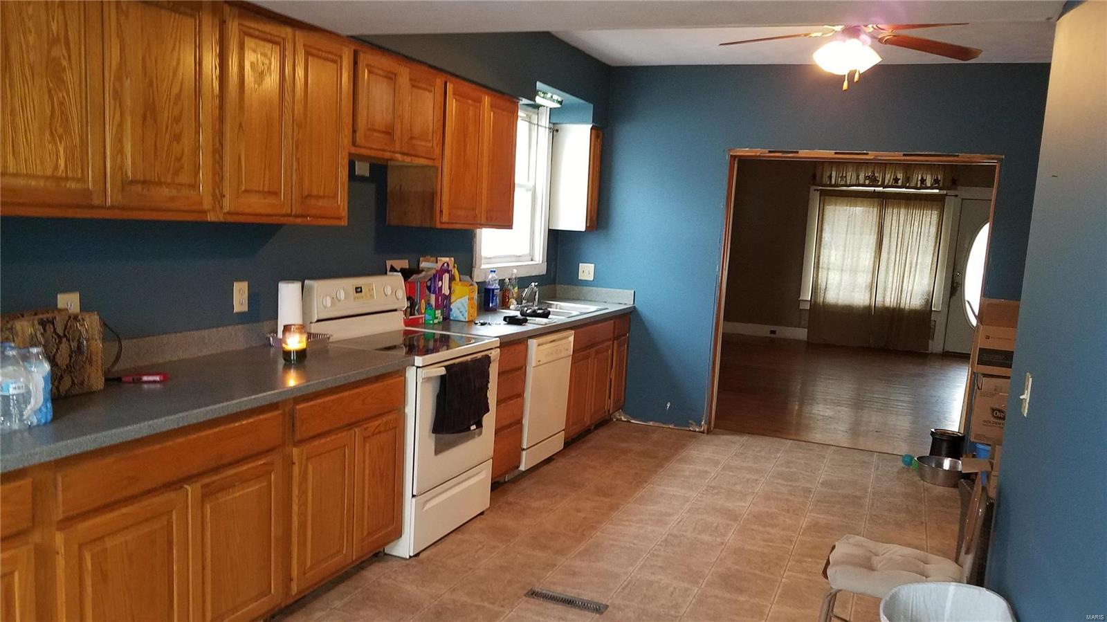 819 Valley Street Chester, IL 62233 - Photo 12 of 41 Gallery Image 12
