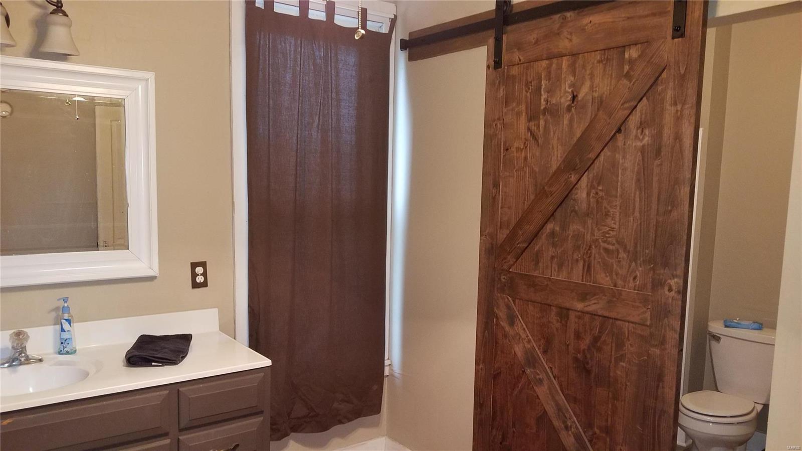 819 Valley Street Chester, IL 62233 - Photo 21 of 41 Gallery Image 21