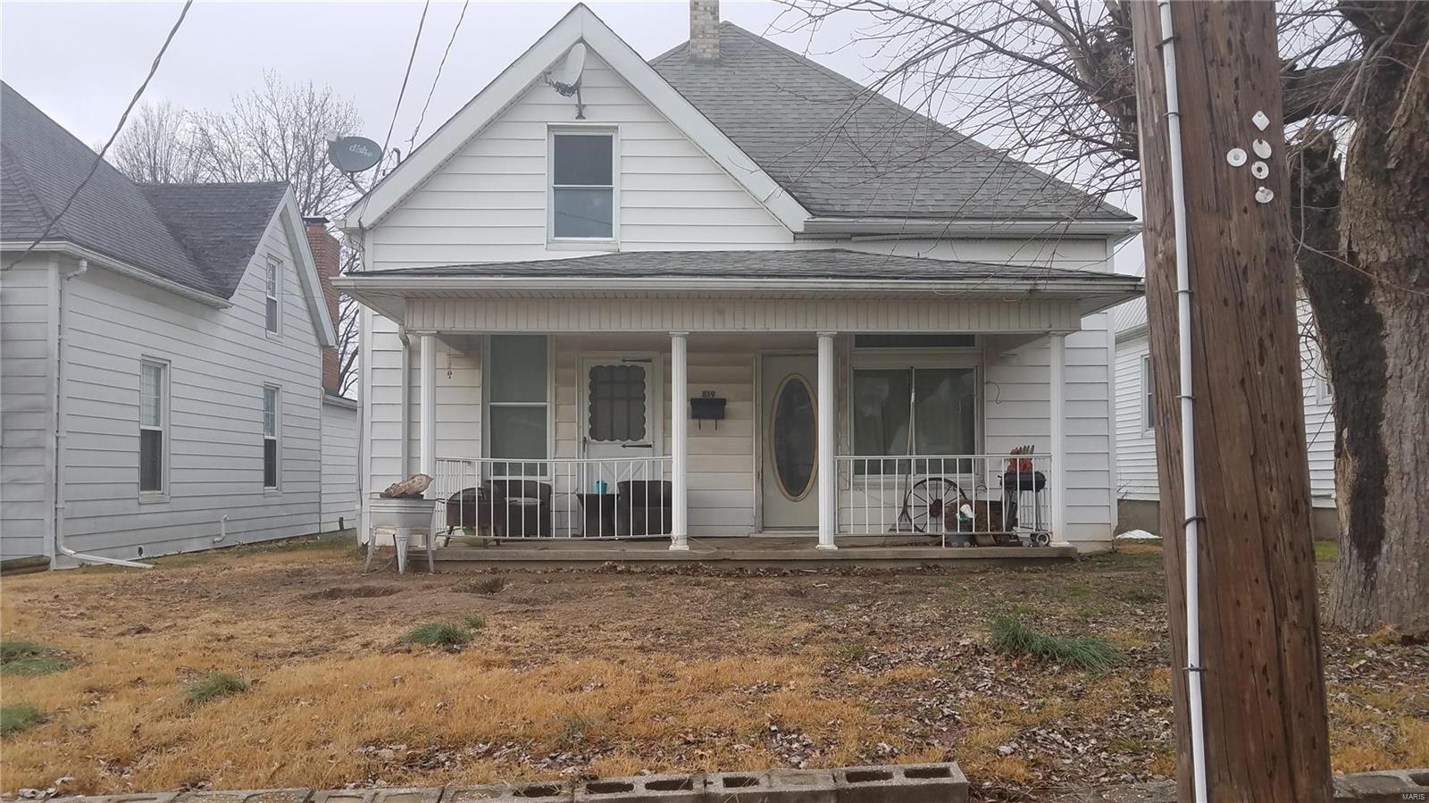 819 Valley Street Chester, IL 62233 - Photo 4 of 41 Gallery Image 4