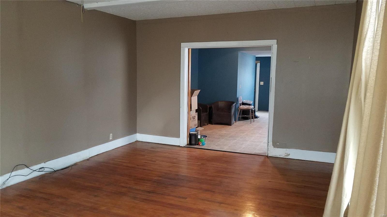 819 Valley Street Chester, IL 62233 - Photo 9 of 41 Gallery Image 9