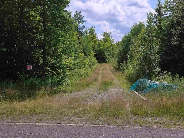 $70,000 | 13856 North Section 16 Road, Covington, MI 49919